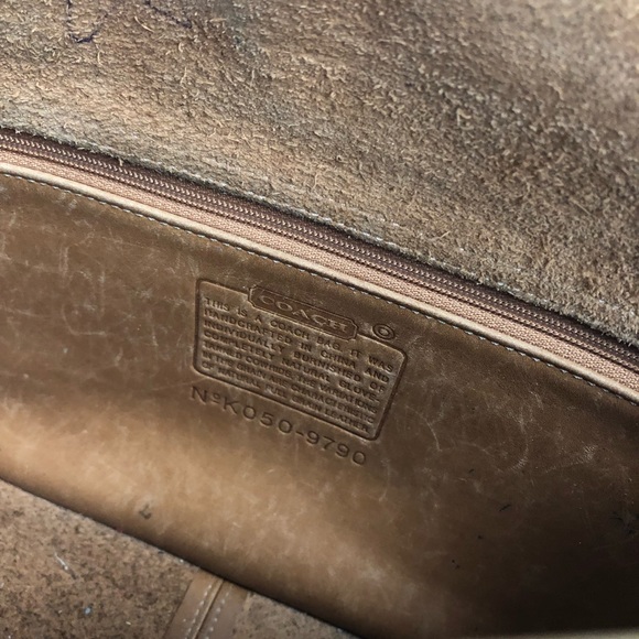 Vintage Coach Tan City Bag - Picture 4 of 6